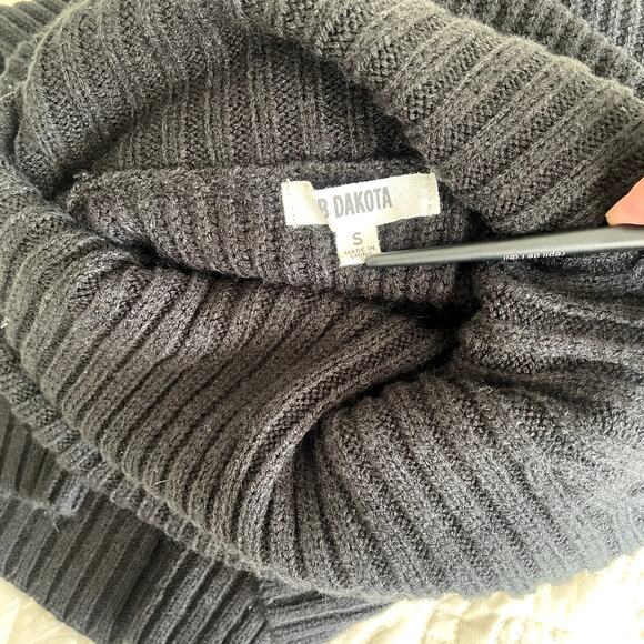 BB Dakota Cowl Neck Black Sleeveless Sweater Dress Sz S - Picture 6 of 7